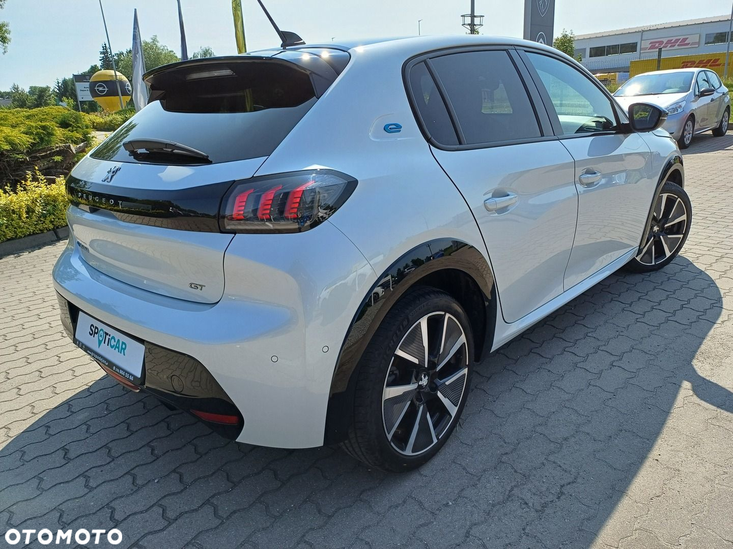 Peugeot 208 e-208 GT - 6