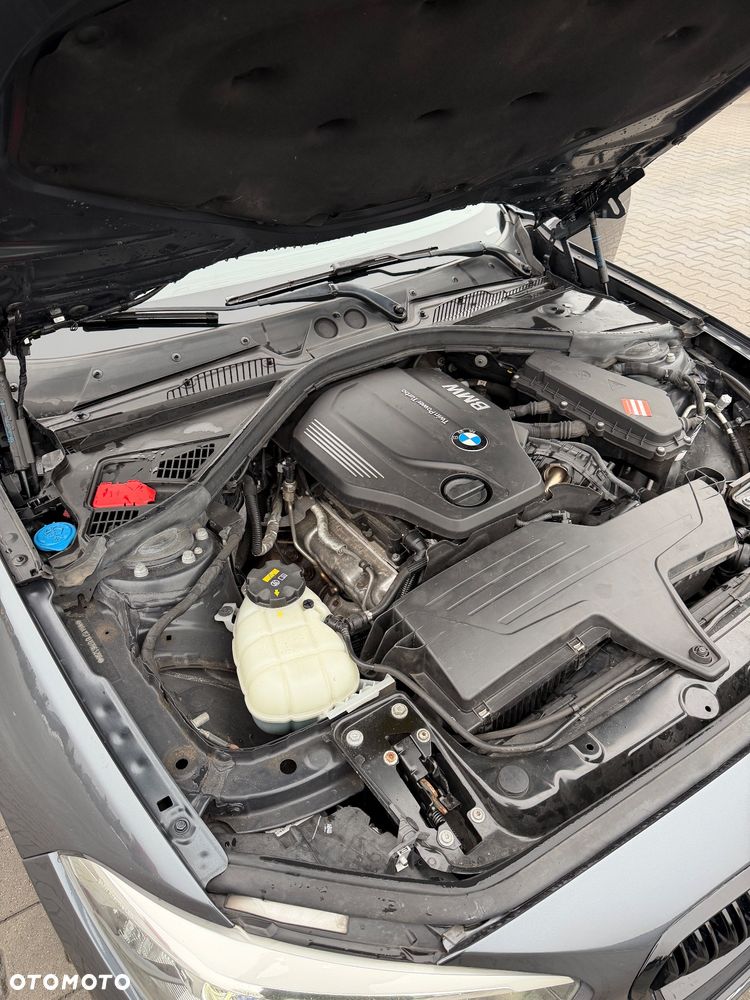 BMW Seria 1 120d Sport Line Shadow - 16