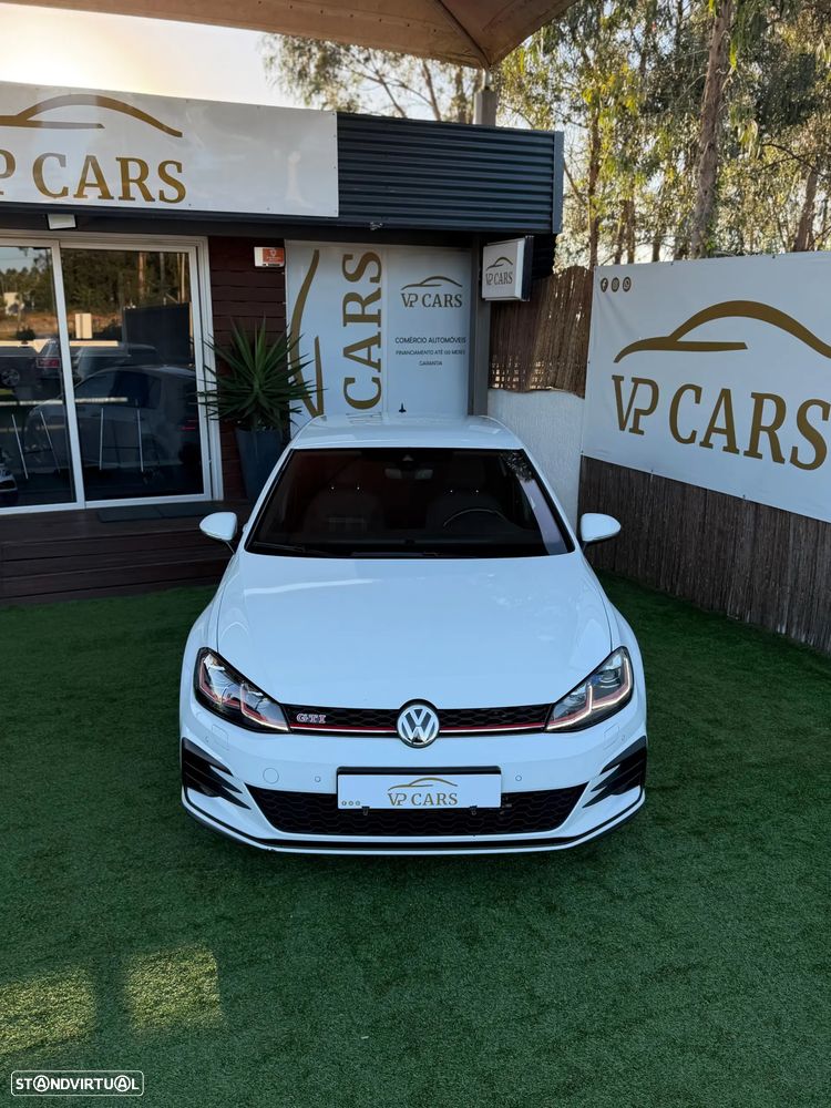 VW Golf 2.0 TSI GTI DSG Performance - 1