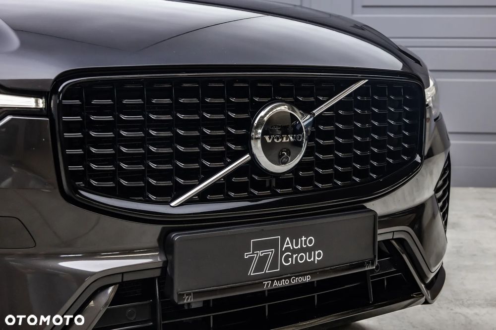 Volvo XC 60 B5 B AWD Ultimate Dark - 9