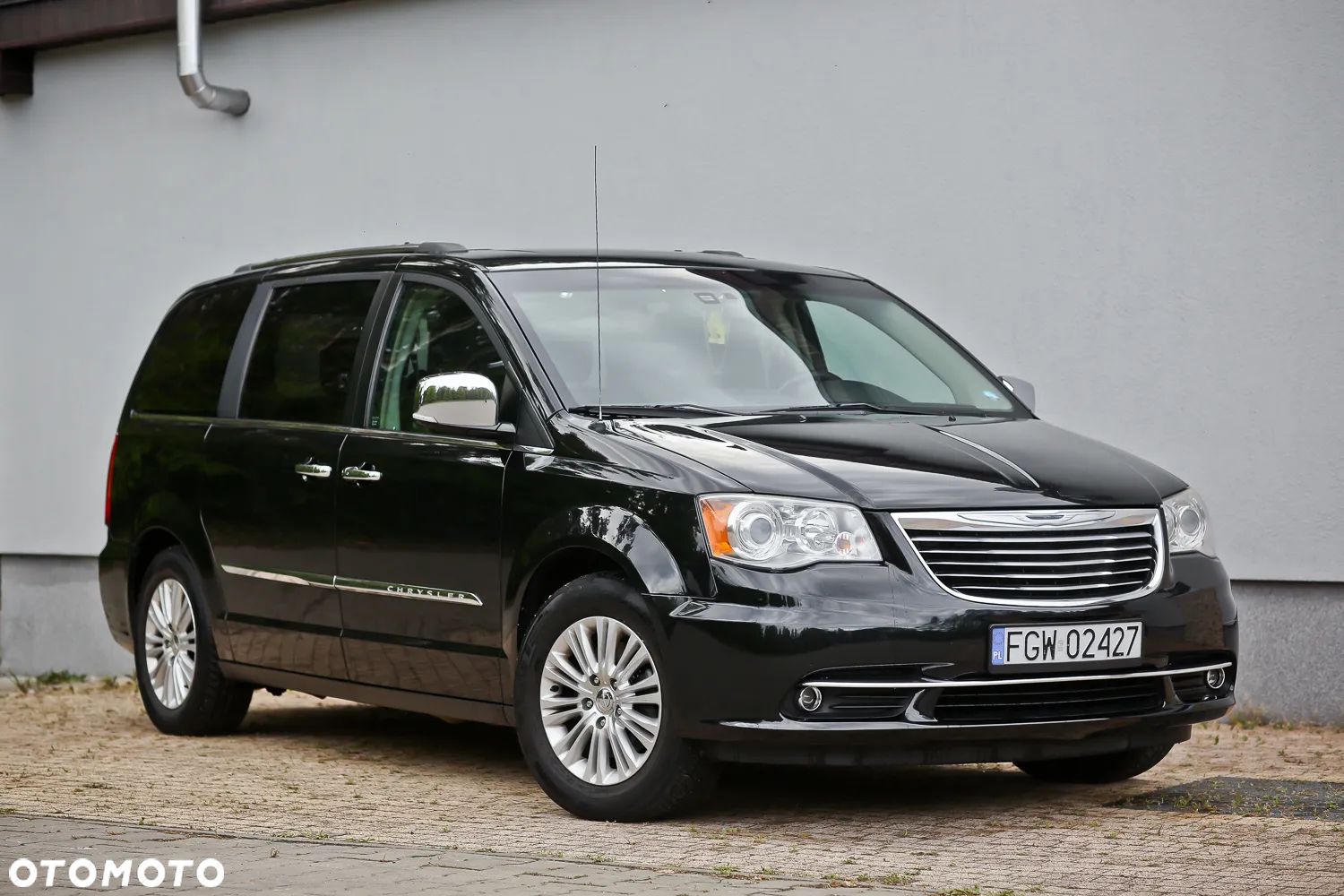 Chrysler Town & Country 3.6 Limited - 1