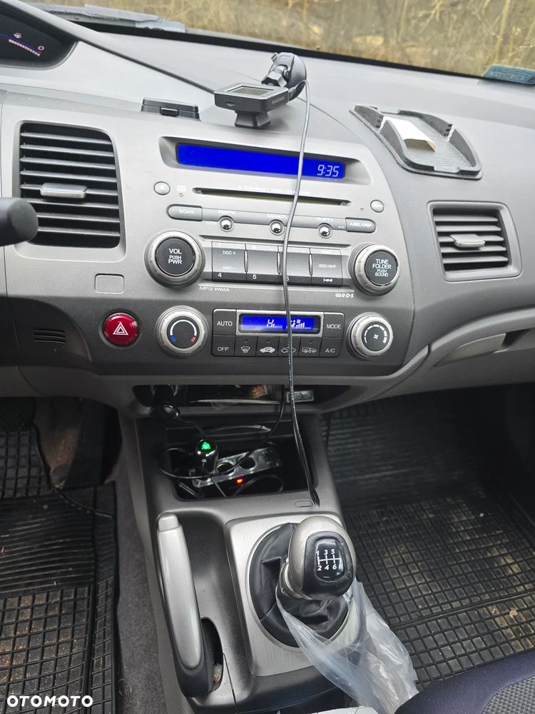 Honda Civic 1.8 Comfort - 16