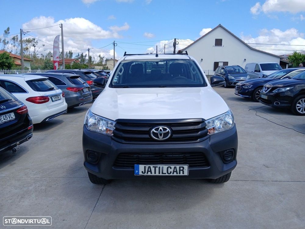 Toyota Hilux 2.4 D-4D 2WD CD - 1