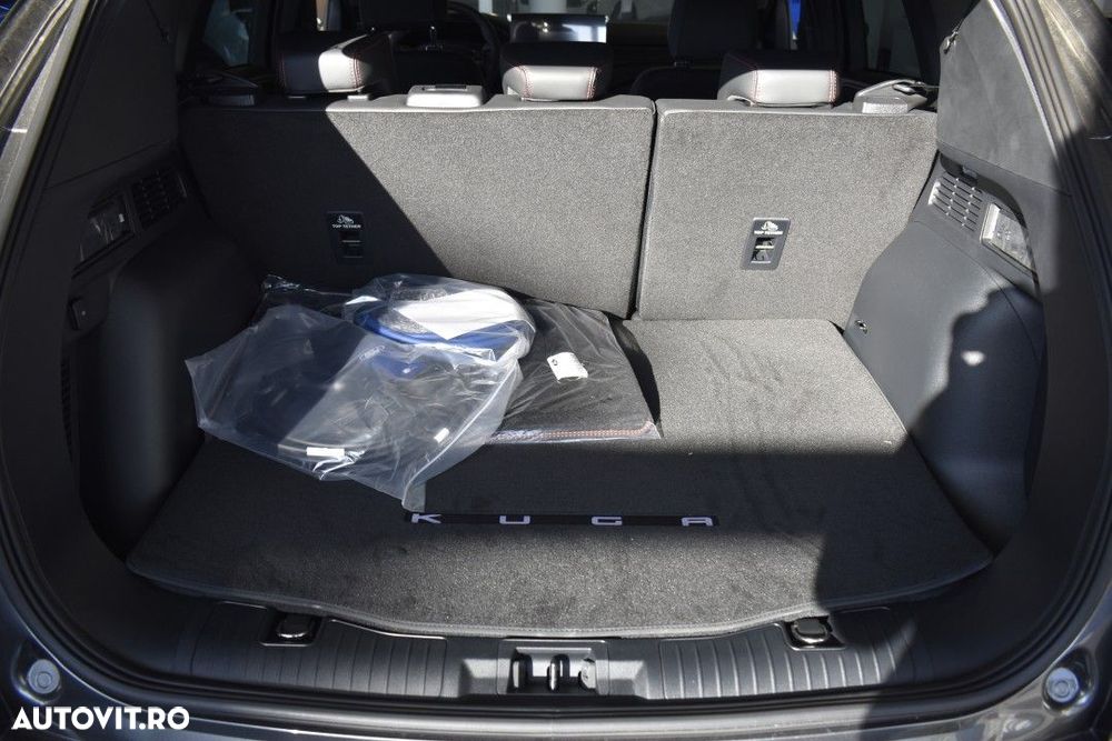 Ford Kuga - 28
