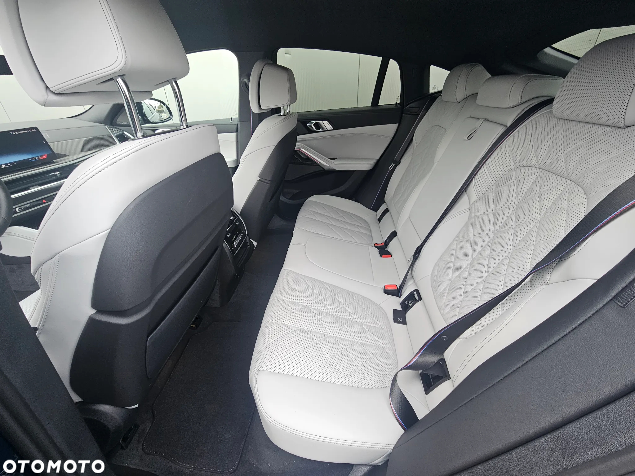 BMW X6 xDrive30d - 13
