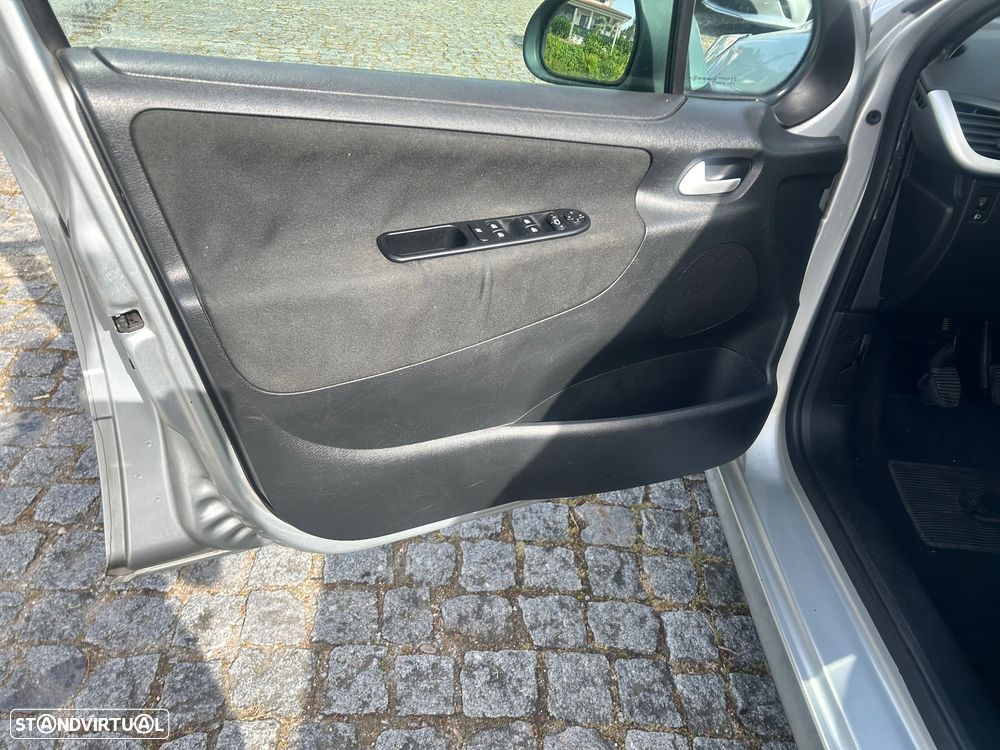 Peugeot 207 1.4 HDi Sport - 3