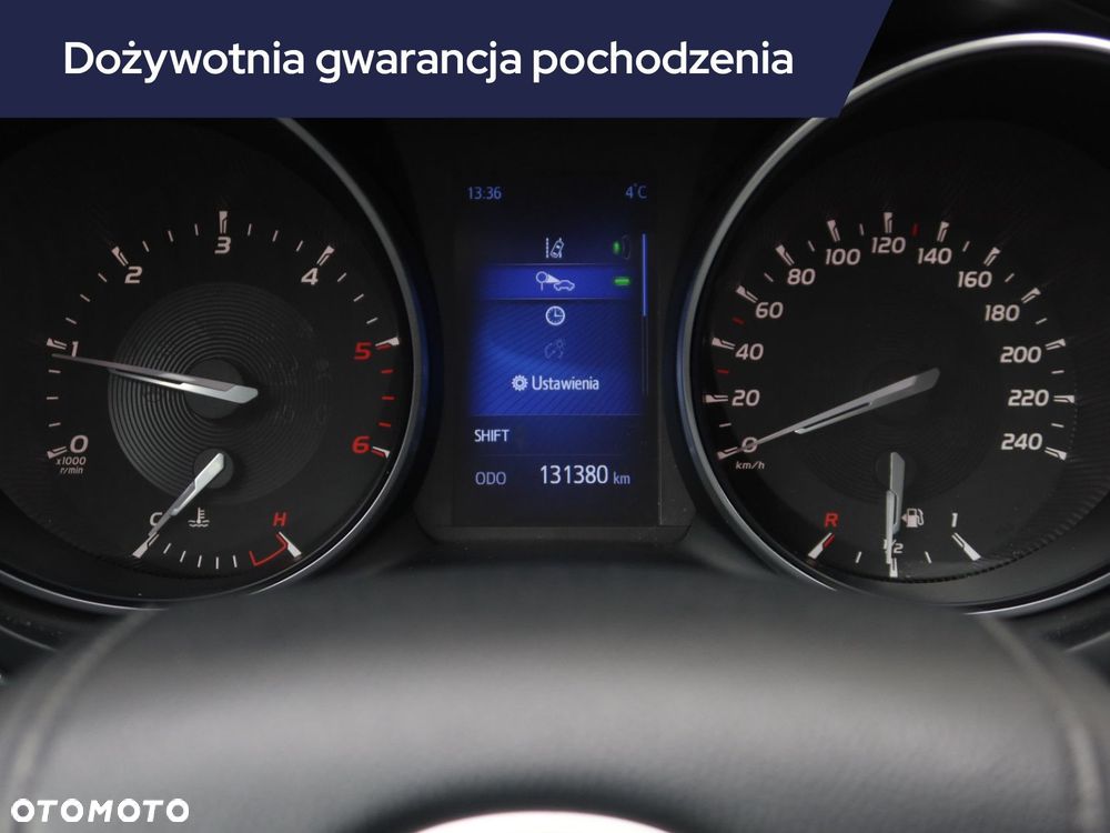 Toyota Avensis - 13