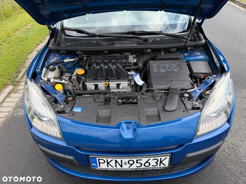 Renault Megane 2.0 140 CVT Dynamique - 12