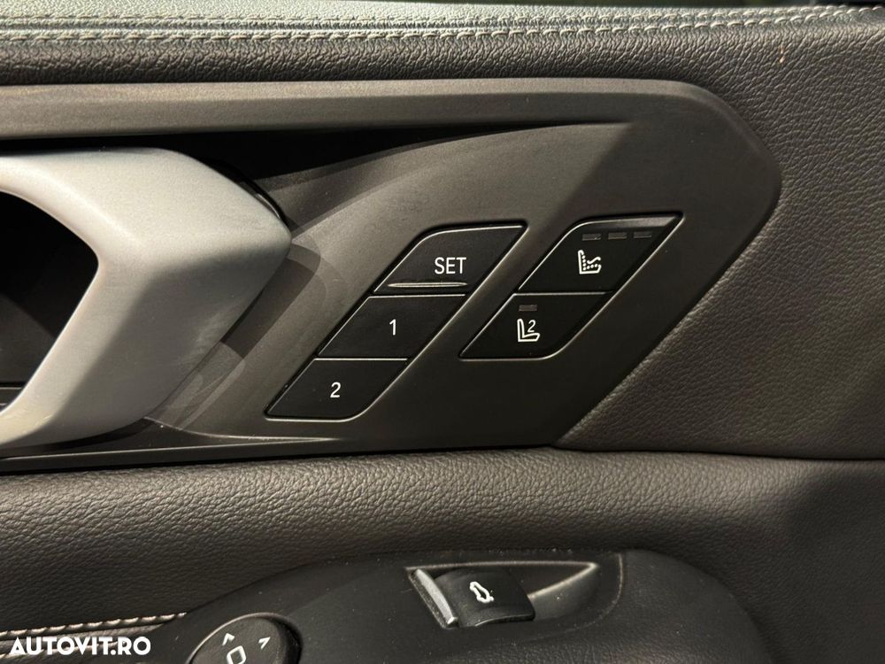 BMW X5 xDrive40i - 27
