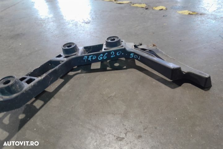 SET SUPORTI BARA SPATE 5K6807863 / 5K6807394  5K6807393 Volkswagen VW - 2