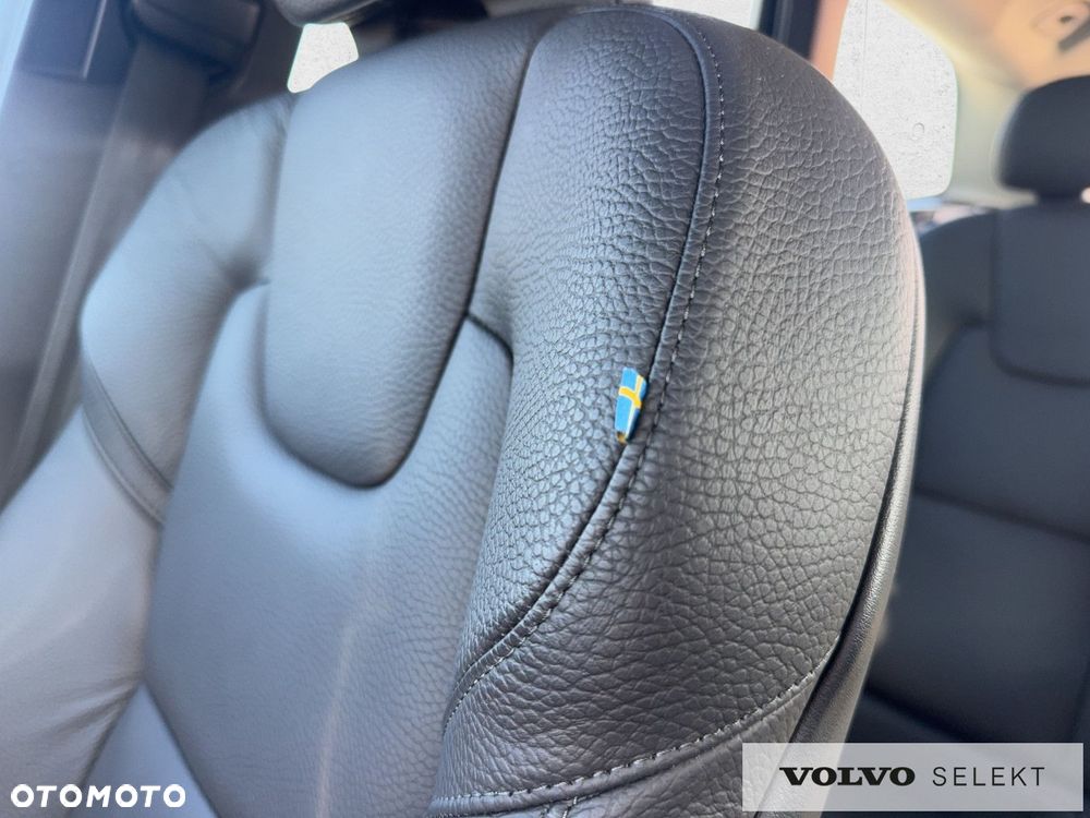 Volvo XC 60 - 30