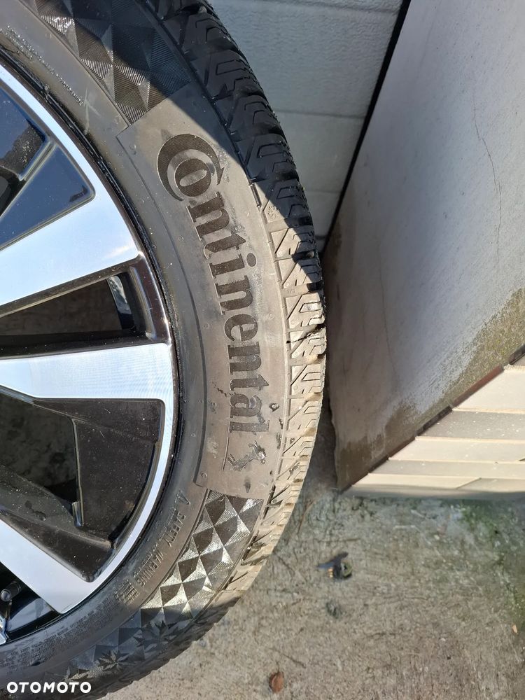 Koła felgi Volvo 235/55 R18 - 9