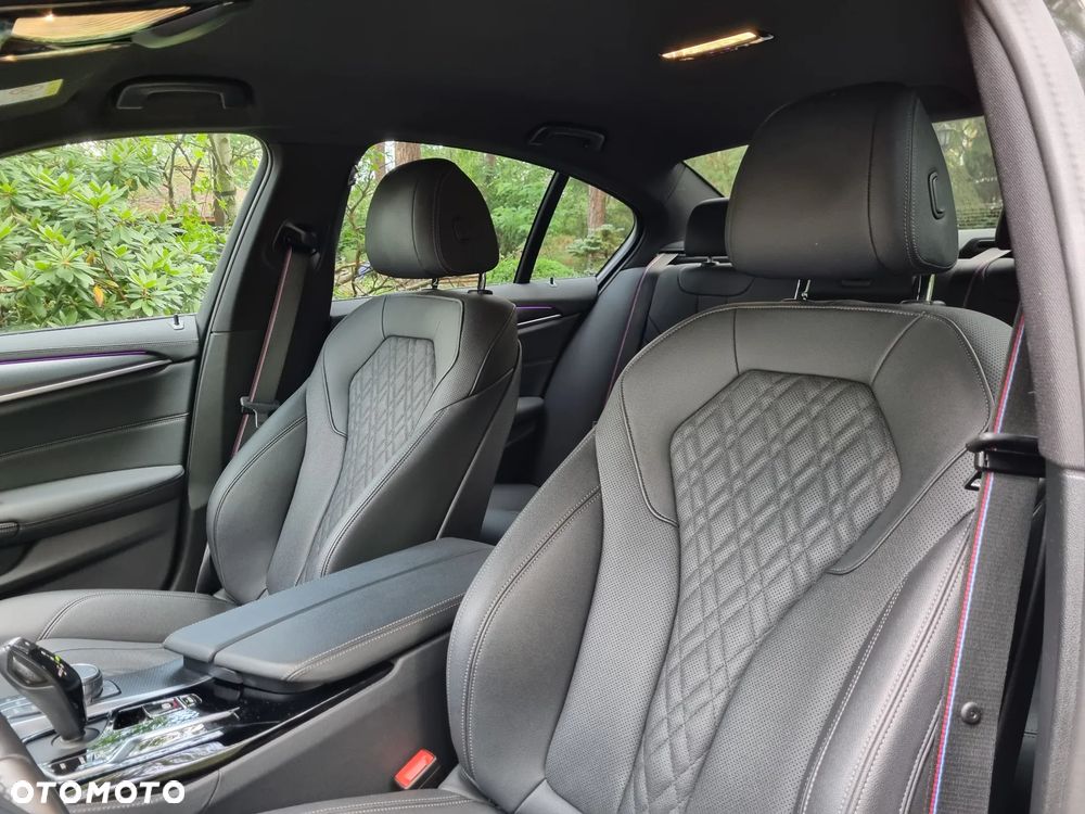BMW Seria 5 520d xDrive MHEV M Sport sport - 18