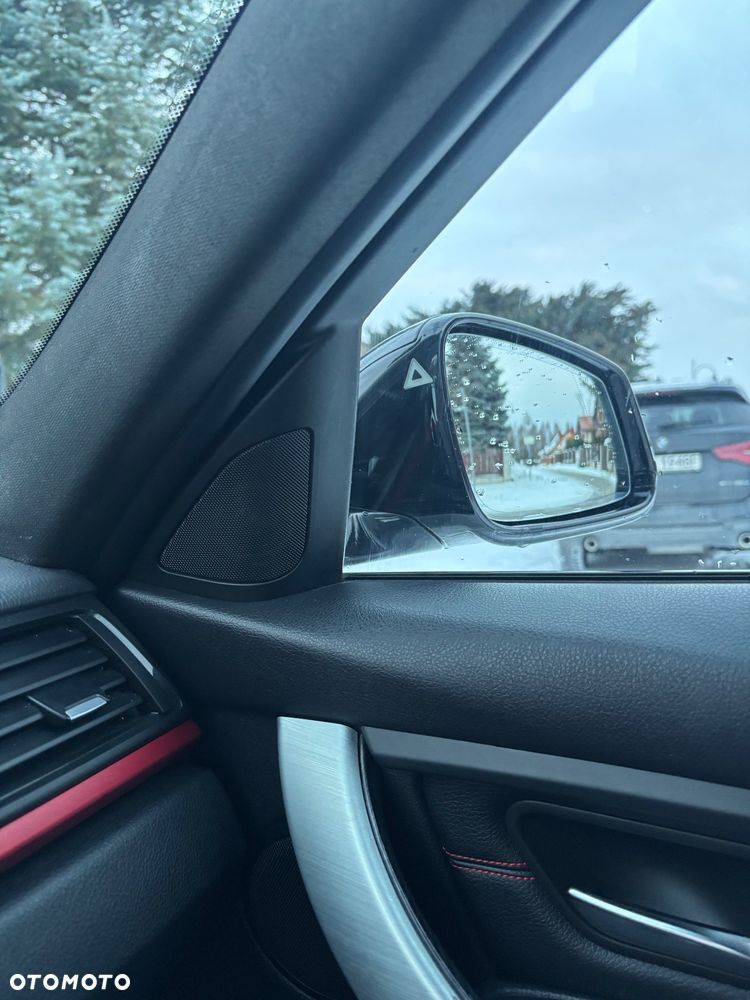 BMW Seria 3 - 22