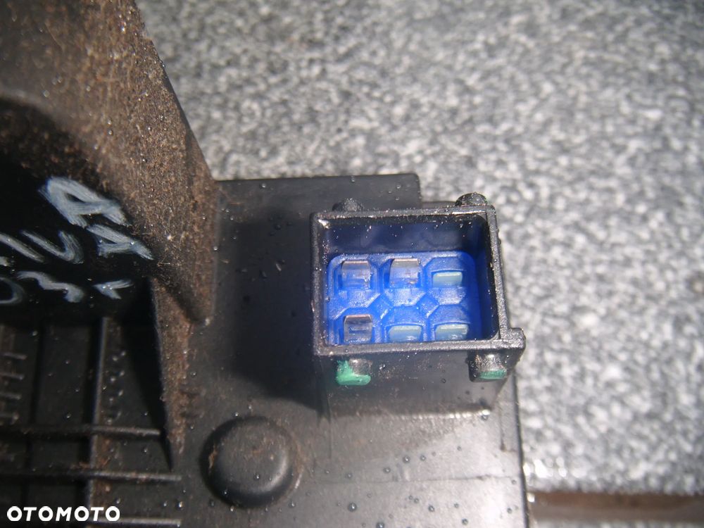 opel meriva a  zamek drzwi lewy tył 13154793 - 2