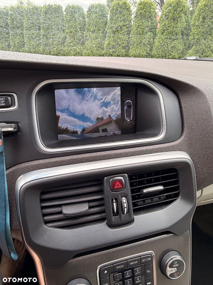 Volvo V40 D4 Summum - 10