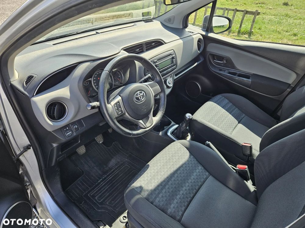 Toyota Yaris 1.0 Life - 10