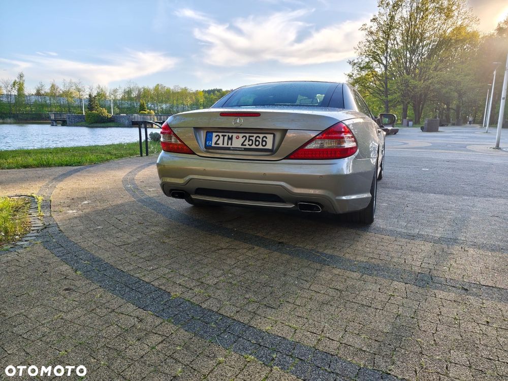 Mercedes-Benz SL 350 7G-TRONIC - 25