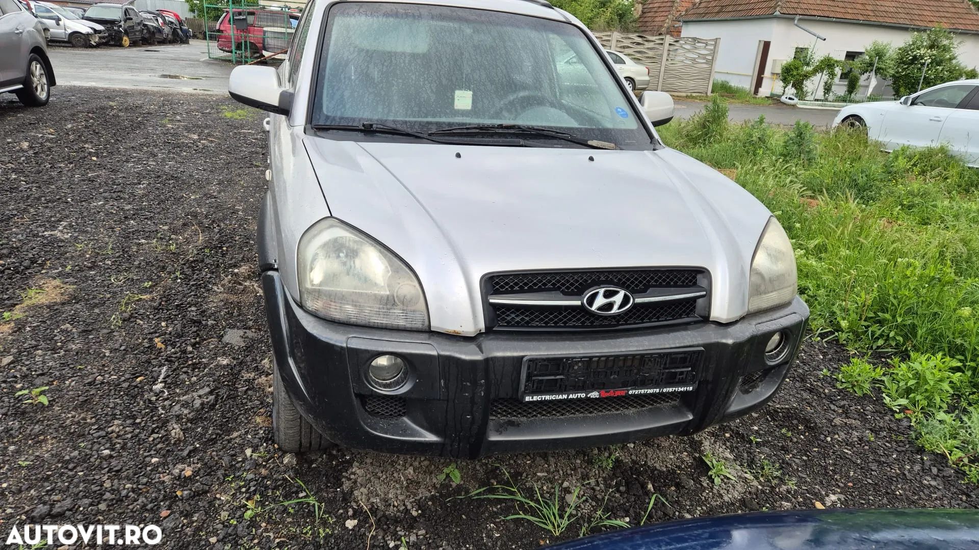 Hyundai Tucson 2.0 crdi motor capota bara fata - 1