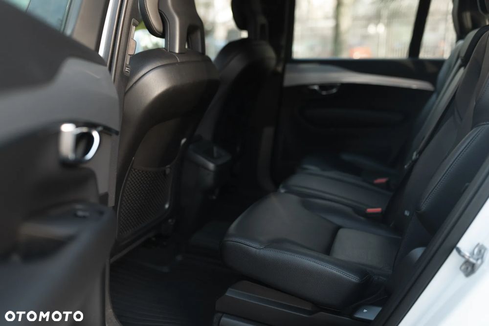 Volvo XC 90 D5 AWD Momentum - 14