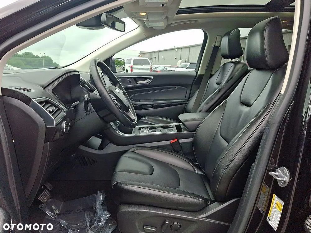 Ford Edge - 9