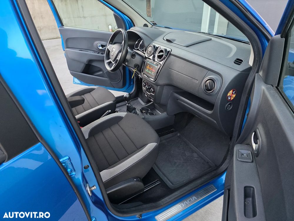 Dacia Lodgy 1.5 Blue dCi Stepway - 12