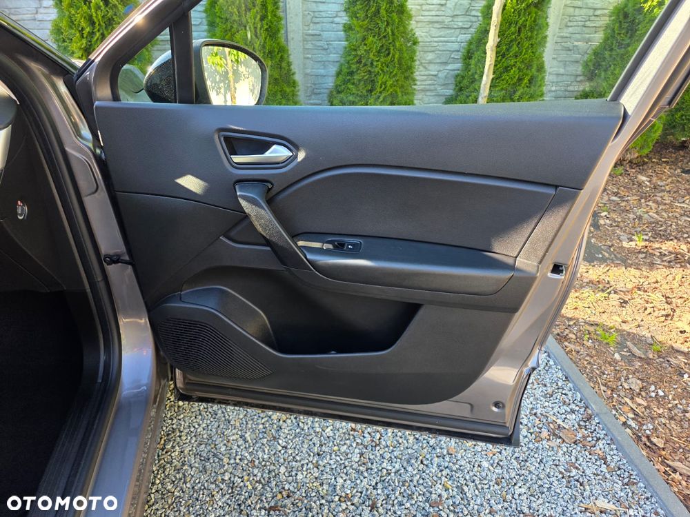 Renault Captur - 19