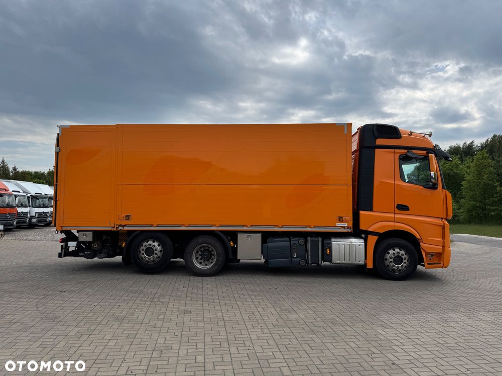 Mercedes-Benz Actros 2553 - 8