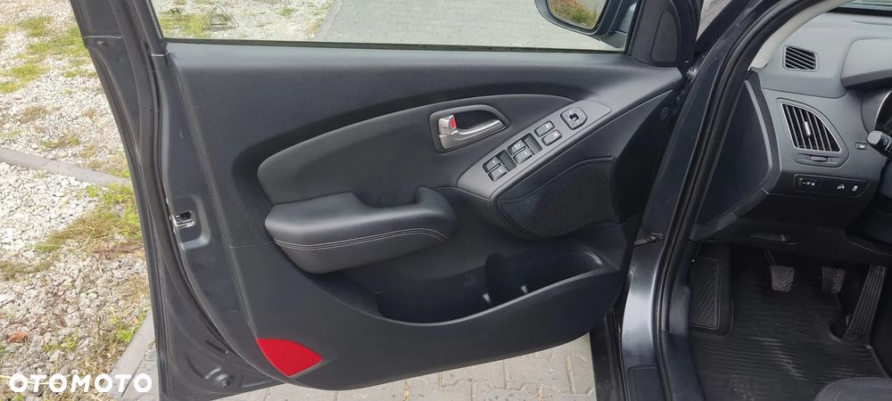 Hyundai ix35 2.0 2WD Style - 18