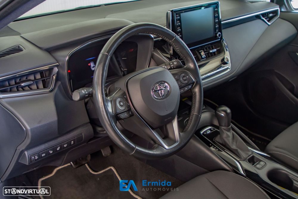 Toyota Corolla Touring Sports - 29