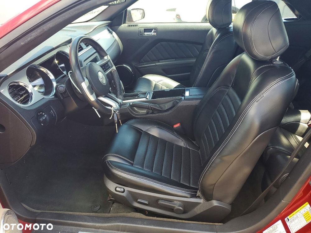 Ford Mustang 3.7 V6 Premium - 8