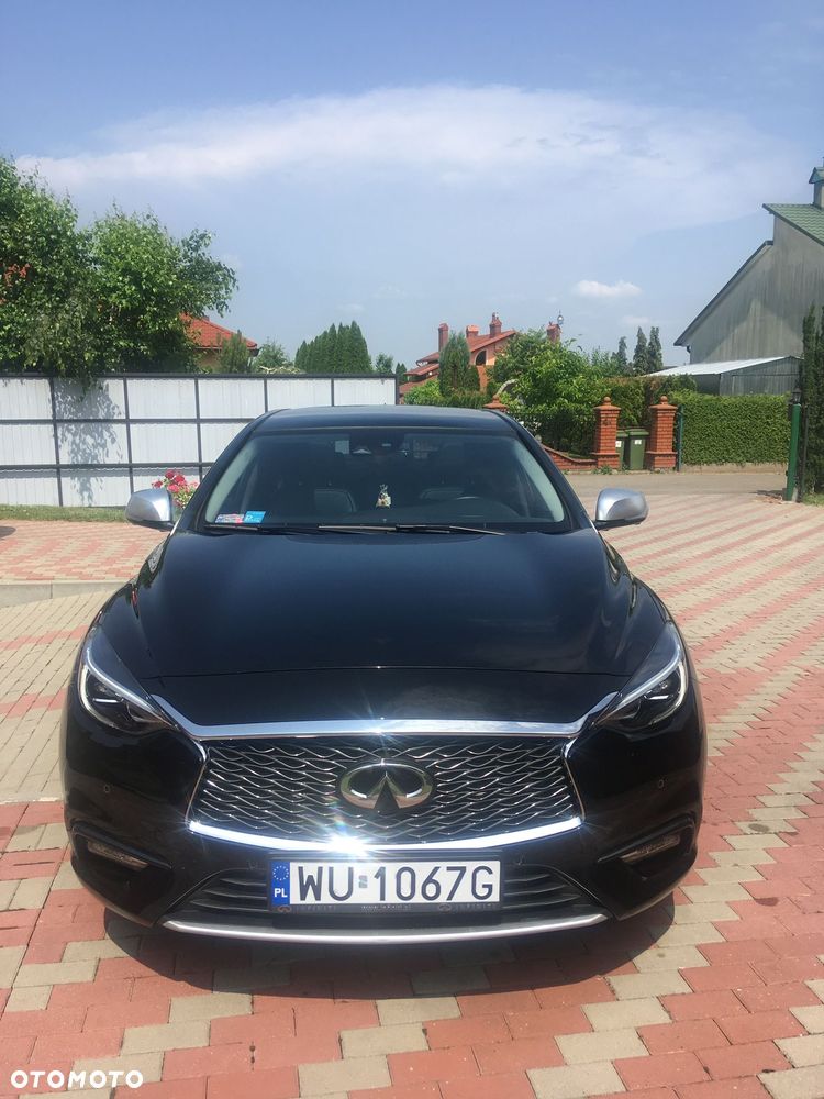 Infiniti Q30 1.5d Business Executive 7DCT - 1