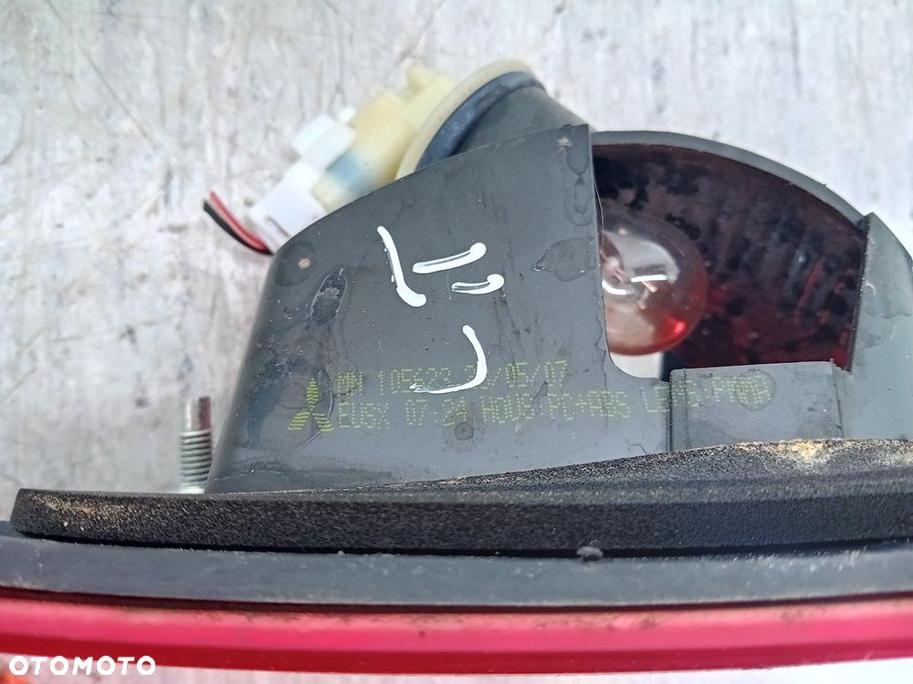 LAMPY TYŁ KOMPLET MITSUBISHI COLT VI MR957365  MR957366  MN105623  MN105626 - 11