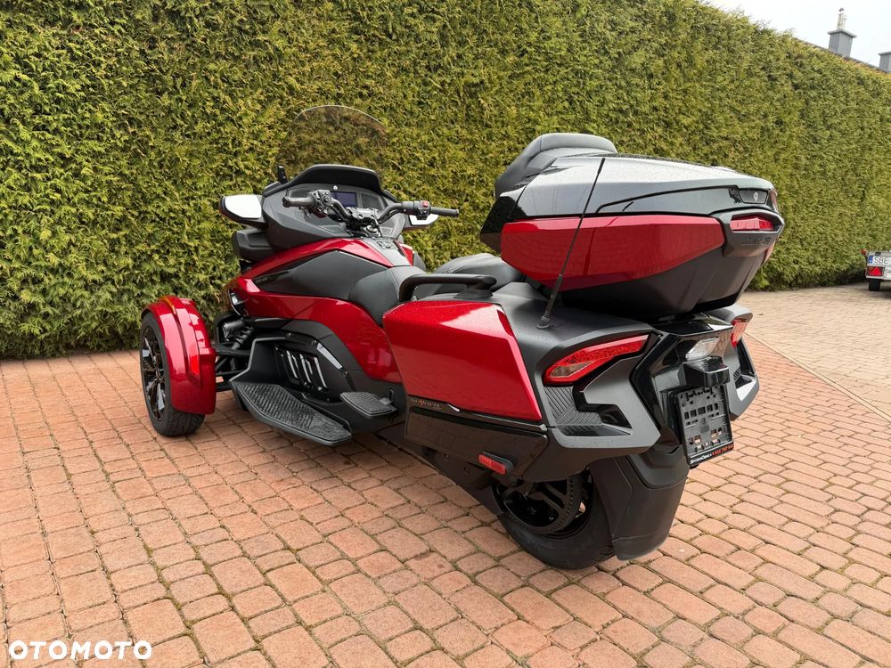 Can-Am Spyder - 7