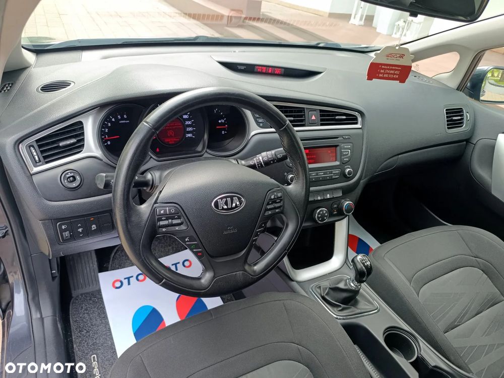 Kia Ceed 1.6 CRDi L - 28