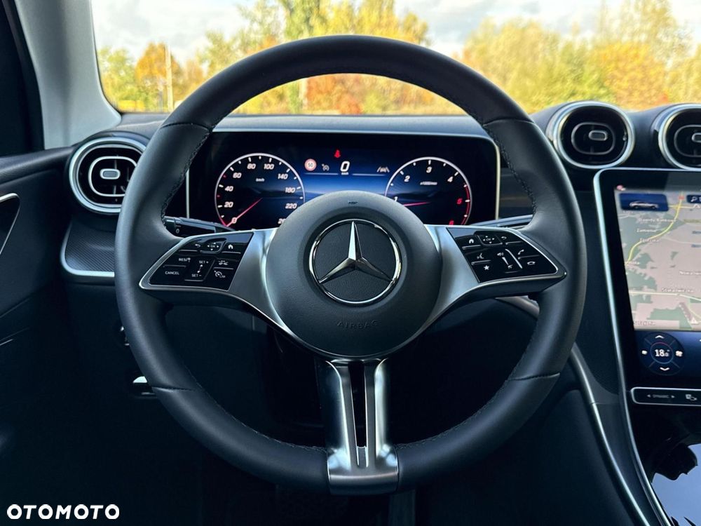 Mercedes-Benz GLC - 16