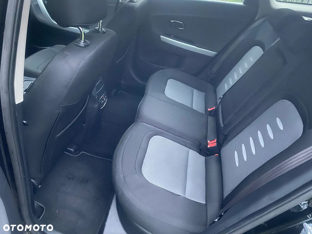 Kia Ceed Cee'd 1.6 CRDi XL - 4