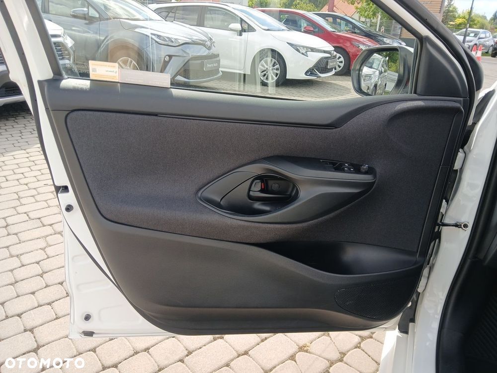 Toyota Yaris - 21