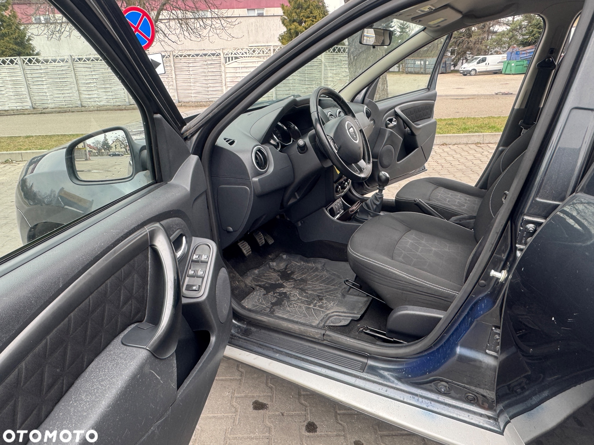 Dacia Duster 1.2 TCe Laureate S&S EU6 - 9