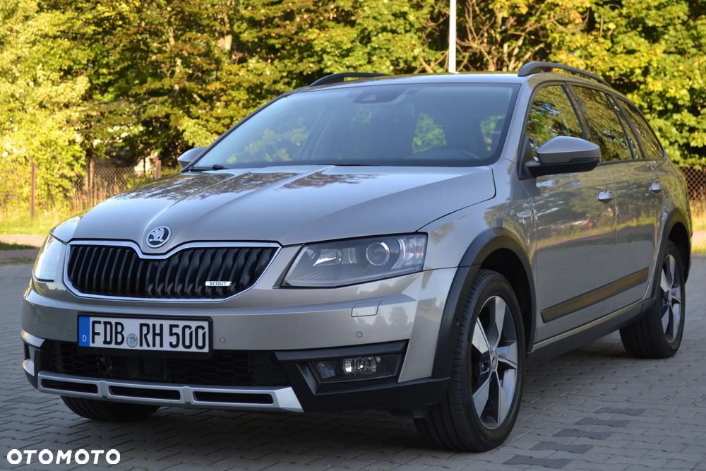 Skoda Octavia 2.0 TDI 4x4 DSG Scout - 12