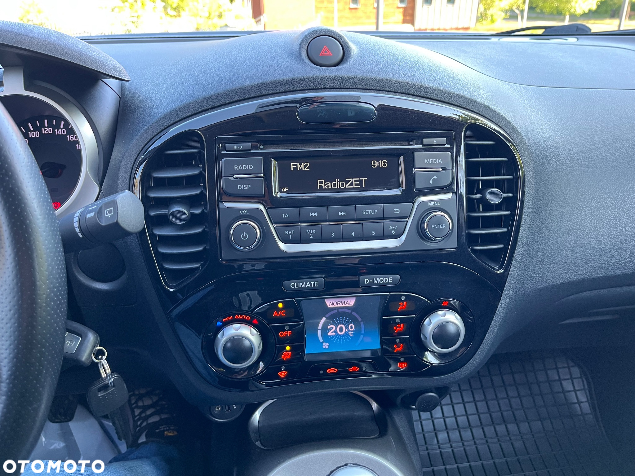 Nissan Juke 1.2 DIG-T N-Connecta - 26