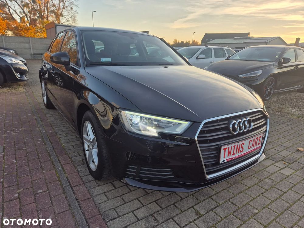 Audi A3 Sportback 1.5 TFSI - 3