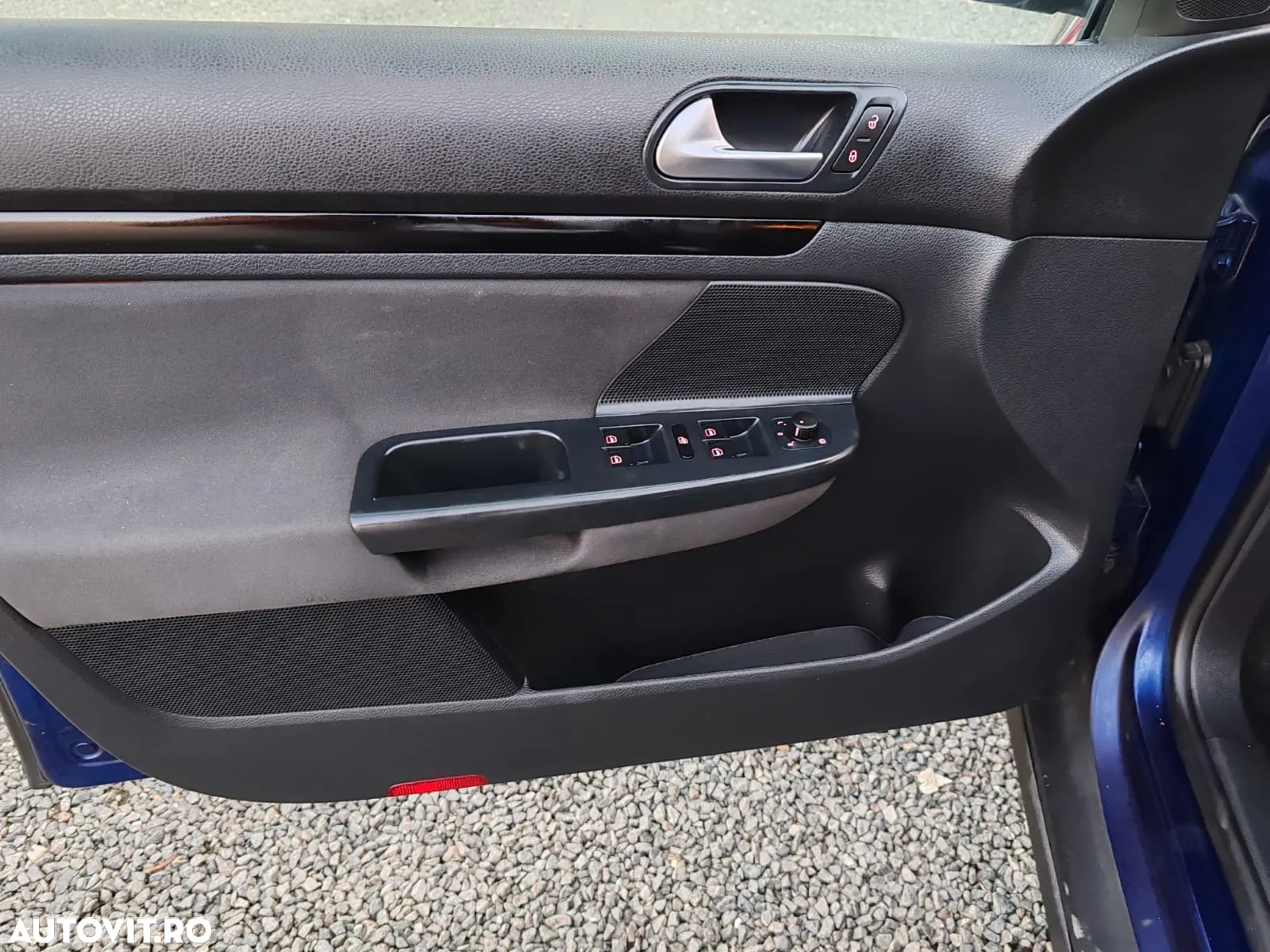 Volkswagen Golf - 3