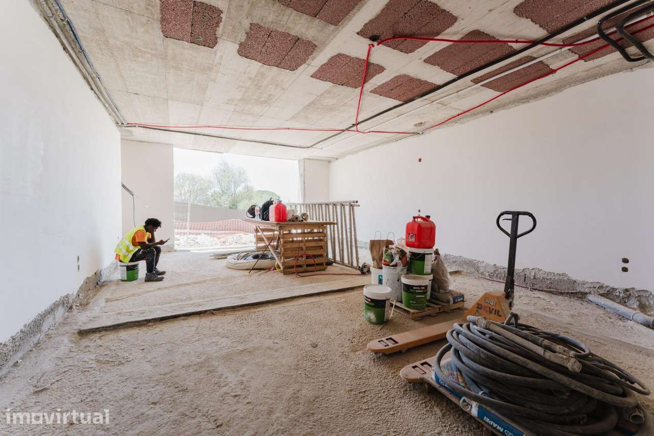 Moradia T3 com piscina privativa e jardim | WhiteVillas, Estoril - Grande imagem: 2/27
