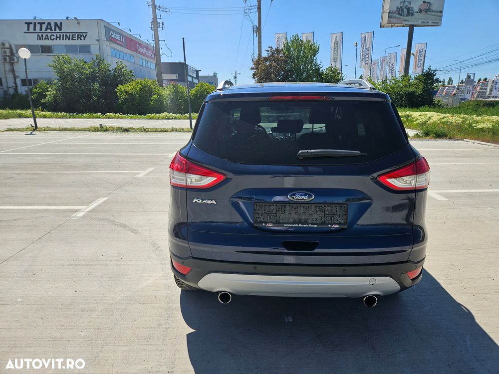 Ford Kuga 2.0 TDCi Powershift 4WD Titanium - 6