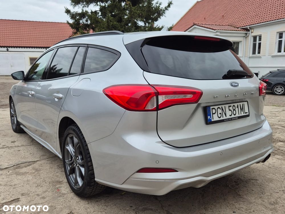 Ford Focus 1.5 EcoBlue Start-Stopp-System ST-LINE DESIGN - 8
