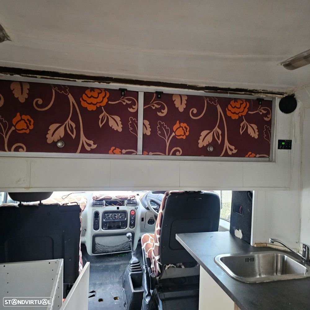 Renault Master Autocaravana - 30