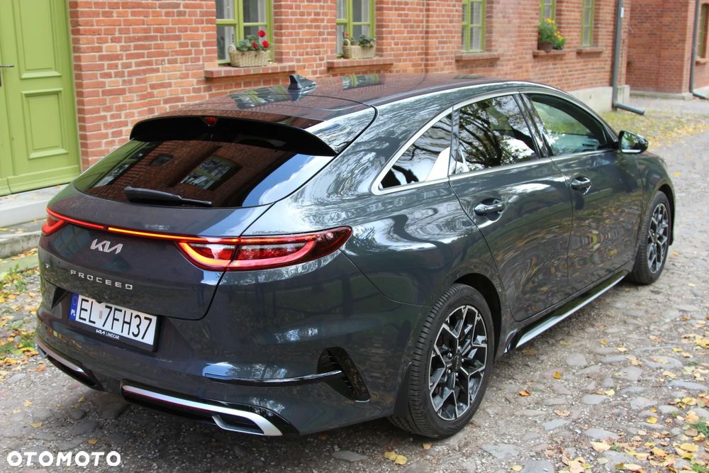 Kia ProCeed 1.5 T-GDI GT Line - 19
