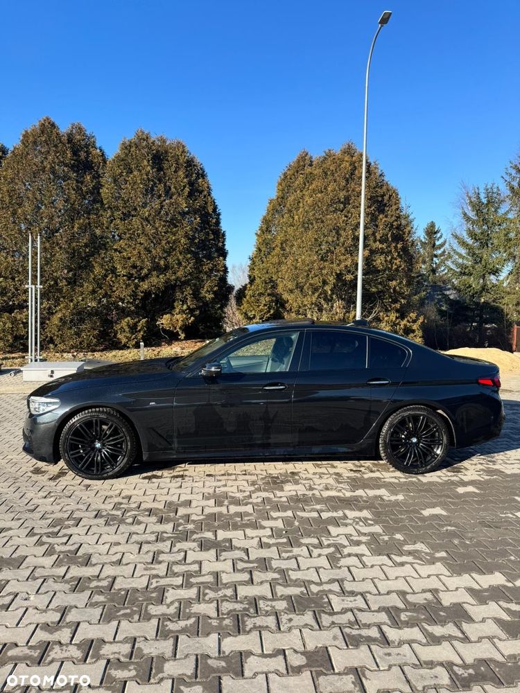BMW Seria 5 520d M Sport - 2