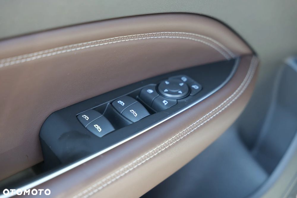 Opel Insignia - 9